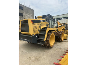 Soil stabilizer CATERPILLAR