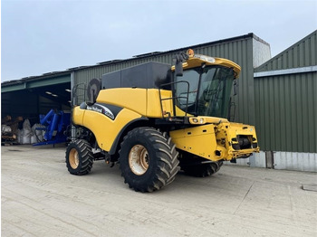 Harvester attachment NEW HOLLAND CR900