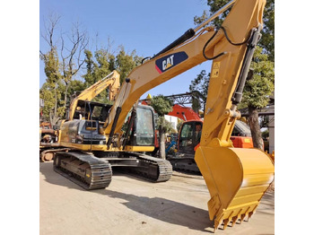 Crawler excavator CAT 320 D L: picture 5