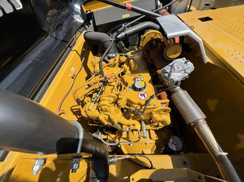 Crawler excavator CAT 320GX: picture 2