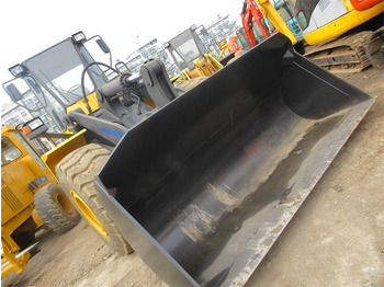 Wheel loader Komatsu WA 380: picture 4 Wheel loader Komatsu WA 380: picture 4