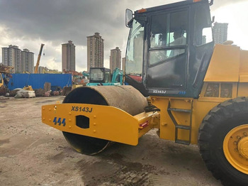 Compactor XCMG XS 143: picture 5