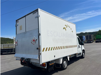 Box van PEUGEOT BOXER: picture 4