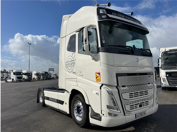 Tractor unit VOLVO FH 500