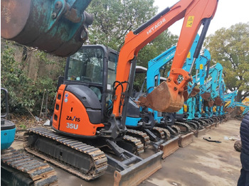 Mini excavator Hitachi ZX35: picture 5