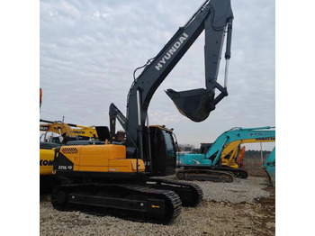 Crawler excavator HYUNDAI