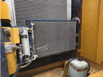 New Crawler excavator CATERPILLAR CAT 320D2: picture 5