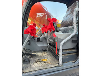 Crawler excavator DOOSAN DX225: picture 4 Crawler excavator DOOSAN DX225: picture 4