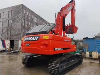 Crawler excavator DOOSAN DX225LCA: picture 5