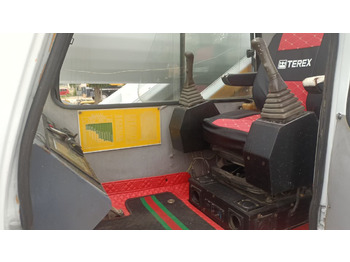 Lease a TEREX TTC070G   70ton TEREX TTC070G   70ton: picture 4