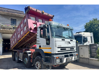 Tipper IVECO EuroTrakker