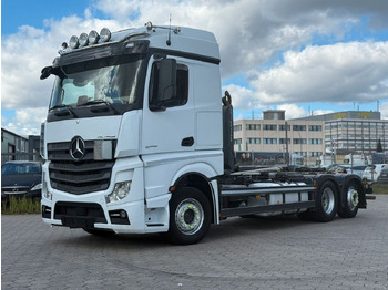 Hook lift truck MERCEDES-BENZ Actros 2548