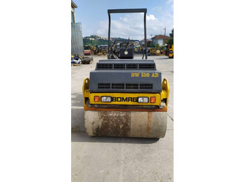 Road roller Bomag BW 138 AD: picture 3