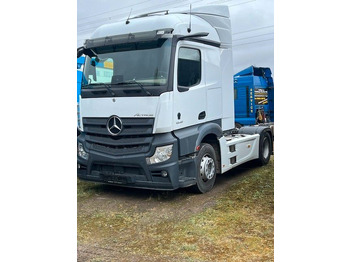 Tractor unit MERCEDES-BENZ Actros 1846