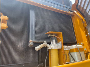Crawler excavator CAT 330D2: picture 5