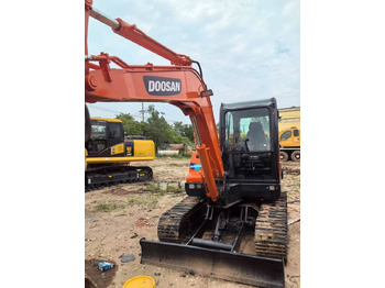 Crawler excavator DOOSAN DX60