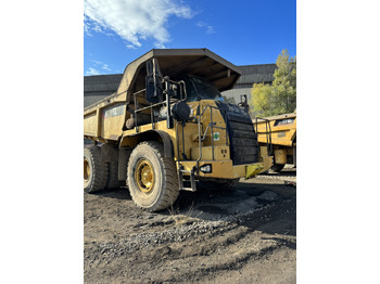 Rigid dumper/ Rock truck 2008 CAT 772: picture 2