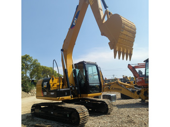 Crawler excavator CATERPILLAR 313D: picture 2