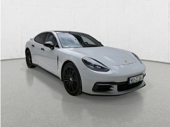 Car PORSCHE