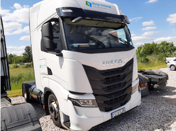 Tractor unit IVECO S-WAY
