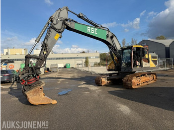 Excavator VOLVO EC250EL