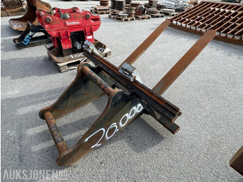 Attachment for Construction machinery 2017 SE Pallegafler 8000KG S80: picture 2