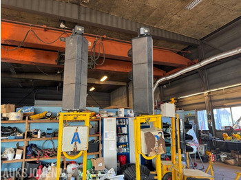 Construction equipment Sett med trafikklys med scanner: picture 4
