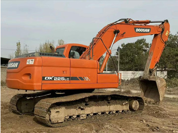 Crawler excavator DOOSAN DH150