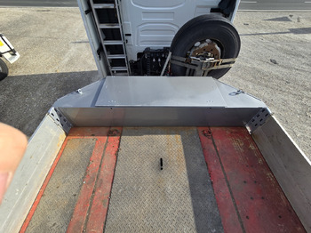 Low loader semi-trailer GOLDHOFER STZ-VL 3-40/80: picture 4