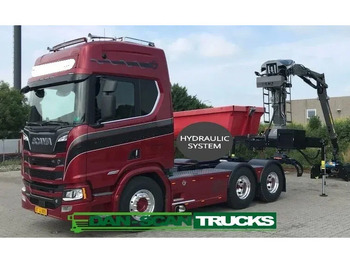 Tractor unit Scania R650 V8 NGS Special Interior. Crane on looks . 6x4: picture 3