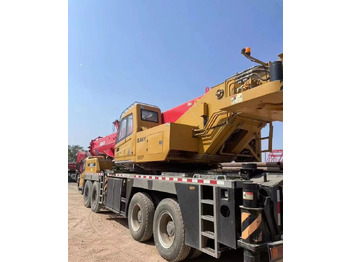 Mobile crane Sany STC1000: picture 3