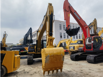 Lease a  CAT 330D2L Excavator CAT 330D2L Excavator: picture 4