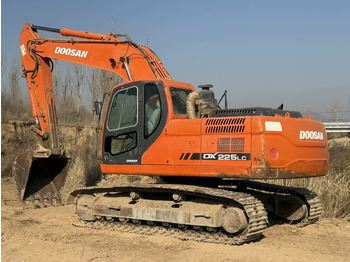 Crawler excavator DOOSAN DX225LC