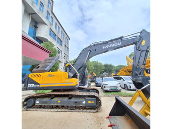 Crawler excavator Hyundai 220LC-9S Excavator: picture 2