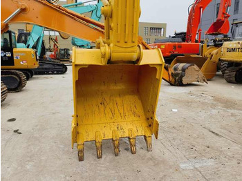 Crawler excavator Komatsu PC 220-8 Excavator: picture 4