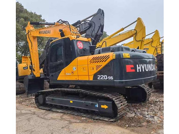 Crawler excavator Korea Original Second Hand Hyundai 220LC-9S crawler Excavator 20ton Hyundai  for sale in shanghai: picture 4