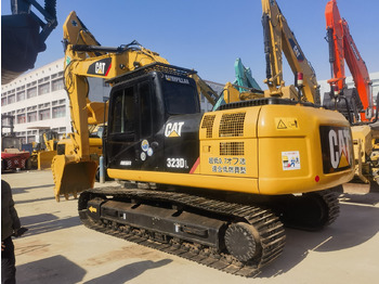Excavator CATERPILLAR 323D