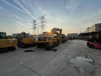 Crawler excavator CATERPILLAR 320BL