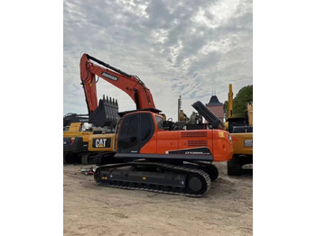 Crawler excavator DOOSAN DX225