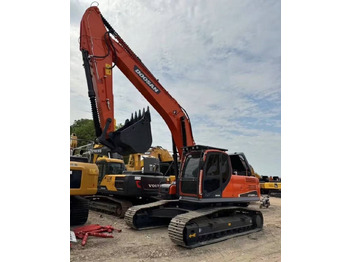 Crawler excavator DOOSAN DX225