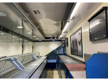 Vending trailer Inna Inny Autosklep wędlin Gastronomiczny Food Truck Foodtruck sklep Borco: picture 3