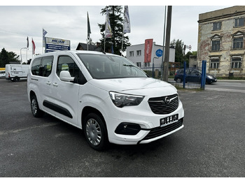 Car OPEL