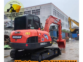 Mini excavator Doosan DH 60-7: picture 3