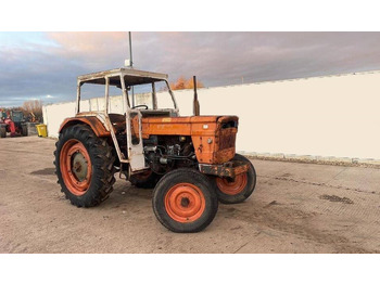 Farm tractor FIAT