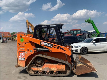 Compact track loader Gehl RT135: picture 4