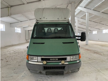 Mini artic tractor unit, Combi van Iveco 3551: picture 3