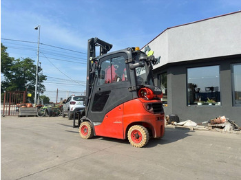 LPG forklift Linde H16T-01: picture 4