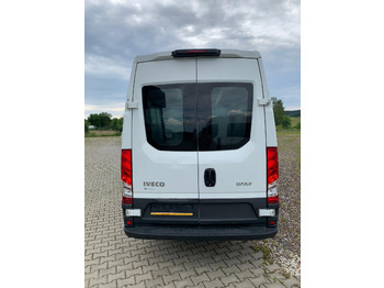 Coach Iveco Daily- 21 Miejsc: picture 5