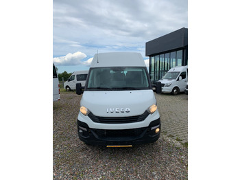 Coach Iveco Daily- 21 Miejsc: picture 3