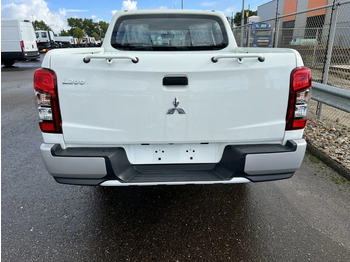 Lease a Mitsubishi L200 4x4 - 8 UNITS in WHITE 2.5 D GL Double Cab - EURO 2 - NEW!! Ready for work!!!** Mitsubishi L200 4x4 - 8 UNITS in WHITE 2.5 D GL Double Cab - EURO 2 - NEW!! Ready for work!!!**: picture 3